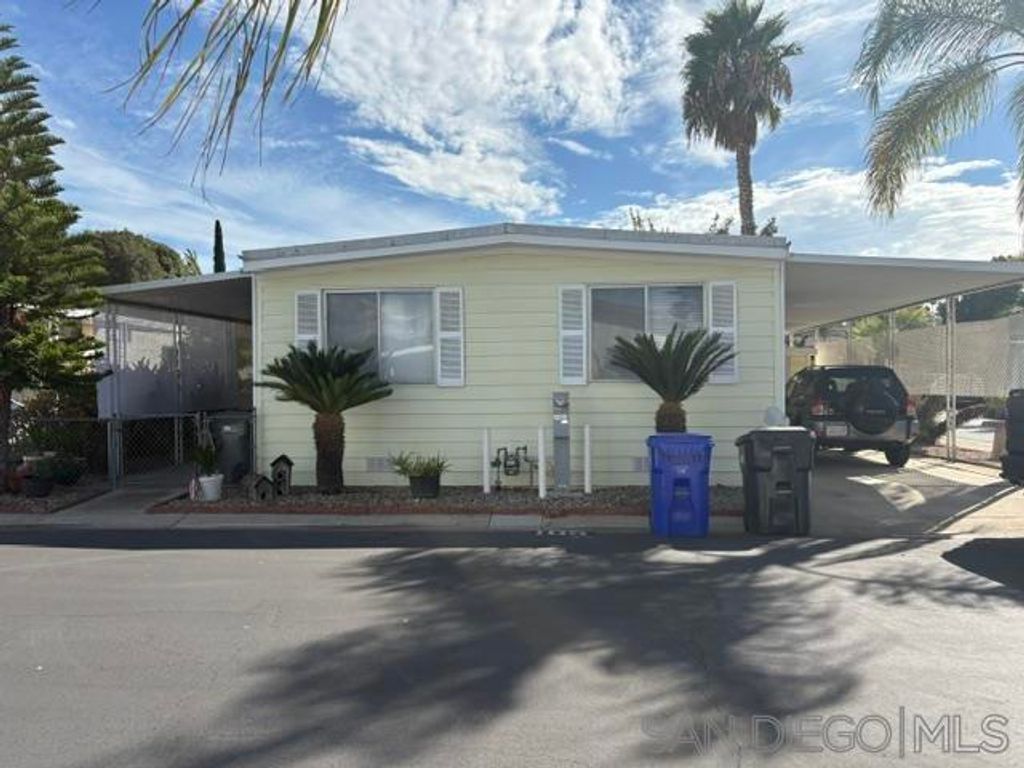 13655 Highway 8 Business 105, El Cajon, CA 92021 — exterior