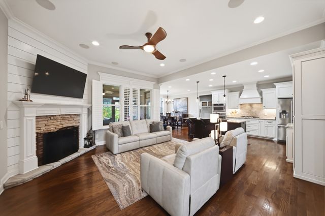 1056 Pretender Way, Columbia, TN 38401