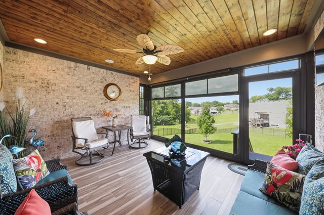 1056 Pretender Way, Columbia, TN 38401