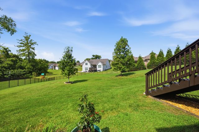 1056 Pretender Way, Columbia, TN 38401