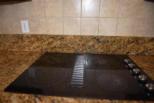 12134 Ella Lee Lane, Houston, TX 77077