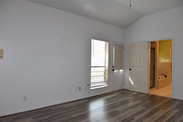 12134 Ella Lee Lane, Houston, TX 77077