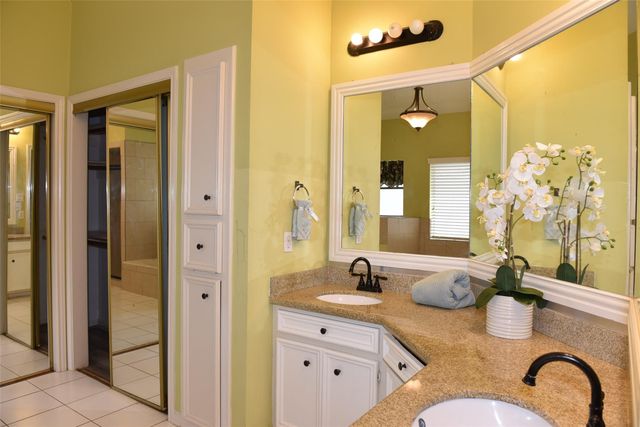 12134 Ella Lee Lane, Houston, TX 77077