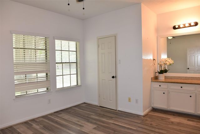 12134 Ella Lee Lane, Houston, TX 77077