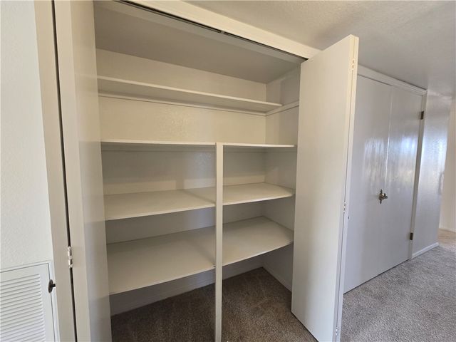 315 Greenway Drive, Kingman, AZ 86401