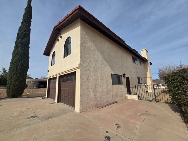 315 Greenway Drive, Kingman, AZ 86401