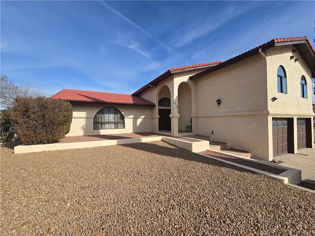 315 Greenway Drive, Kingman, AZ 86401