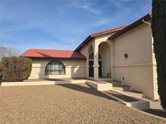 315 Greenway Drive, Kingman, AZ 86401