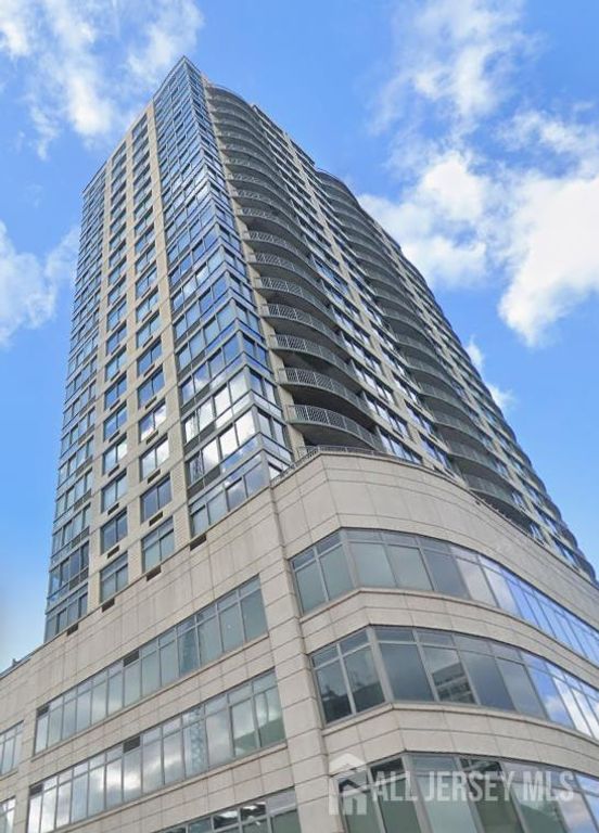 1 Spring Street 702, New Brunswick, NJ 08901