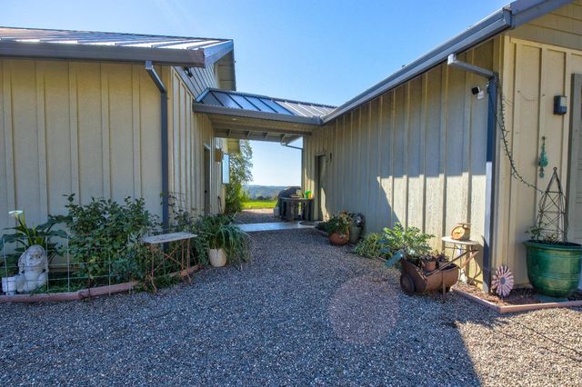 13088 Trembath Mtn Rd, Fiddletown, CA 95629