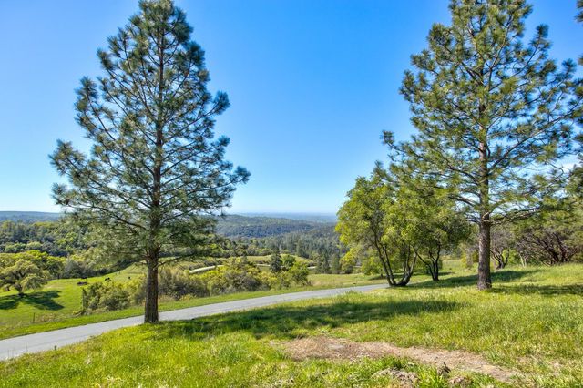 13088 Trembath Mtn Rd, Fiddletown, CA 95629
