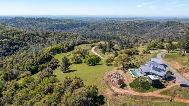 13088 Trembath Mtn Rd, Fiddletown, CA 95629