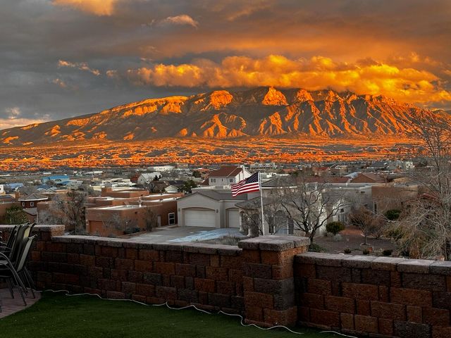 6813 Nagoya Road NE, Rio Rancho, NM 87144