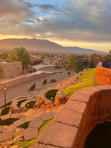 6813 Nagoya Road NE, Rio Rancho, NM 87144