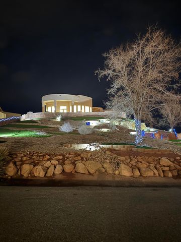 6813 Nagoya Road NE, Rio Rancho, NM 87144