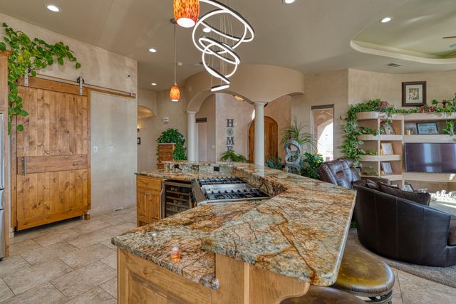 6813 Nagoya Road NE, Rio Rancho, NM 87144