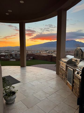 6813 Nagoya Road NE, Rio Rancho, NM 87144