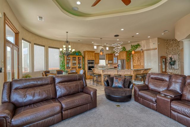 6813 Nagoya Road NE, Rio Rancho, NM 87144