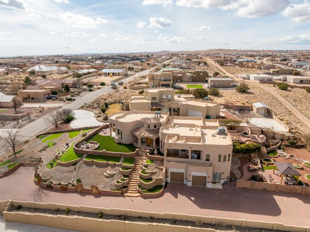 6813 Nagoya Road NE, Rio Rancho, NM 87144