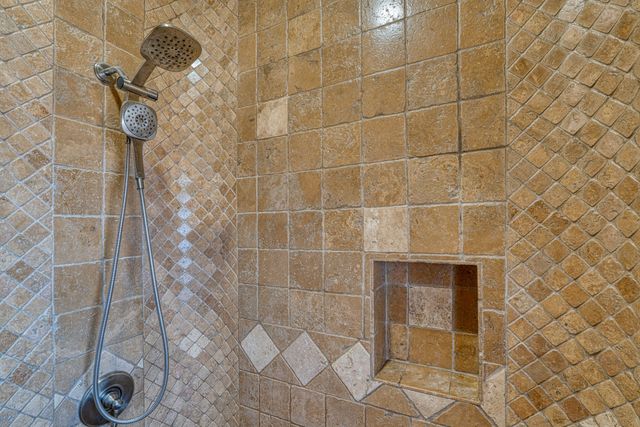 6813 Nagoya Road NE, Rio Rancho, NM 87144