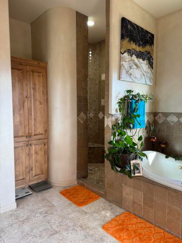 6813 Nagoya Road NE, Rio Rancho, NM 87144