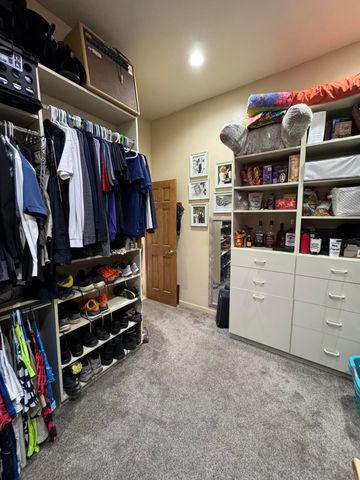 6813 Nagoya Road NE, Rio Rancho, NM 87144