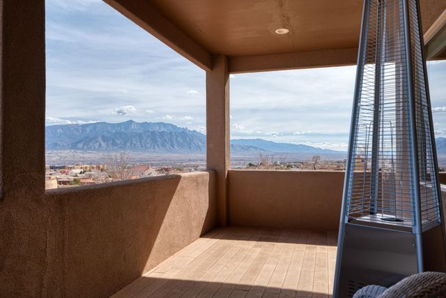 6813 Nagoya Road NE, Rio Rancho, NM 87144