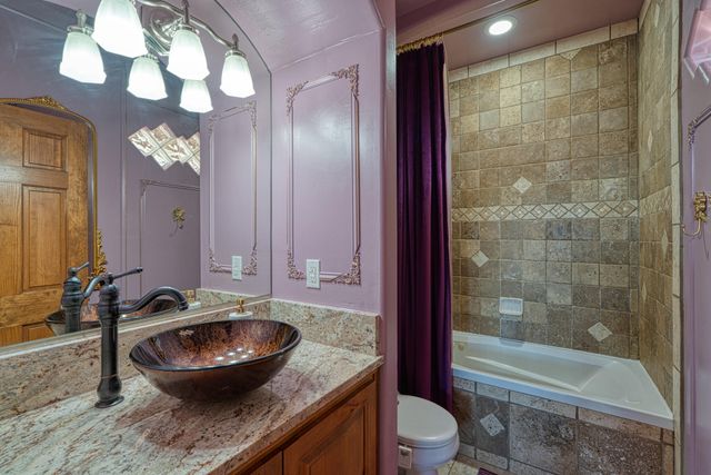 6813 Nagoya Road NE, Rio Rancho, NM 87144