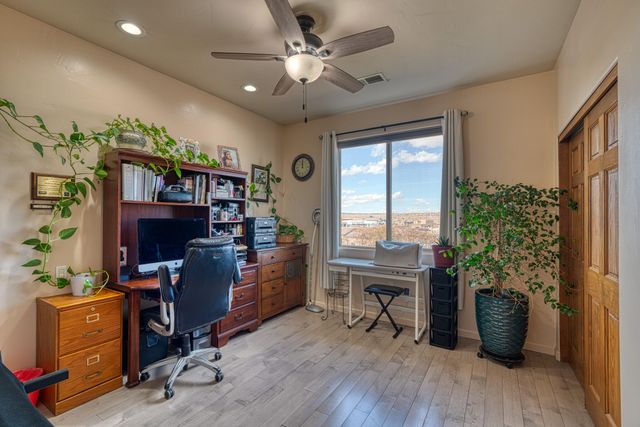 6813 Nagoya Road NE, Rio Rancho, NM 87144