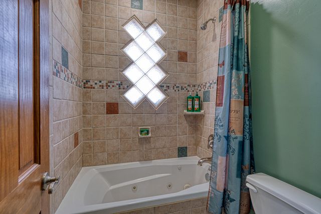 6813 Nagoya Road NE, Rio Rancho, NM 87144