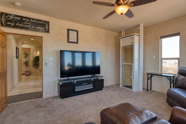 6813 Nagoya Road NE, Rio Rancho, NM 87144