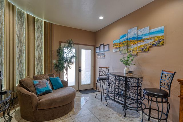 6813 Nagoya Road NE, Rio Rancho, NM 87144