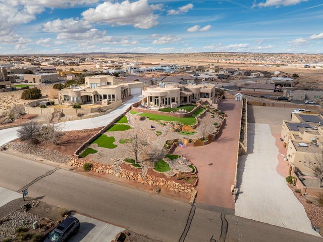 6813 Nagoya Road NE, Rio Rancho, NM 87144