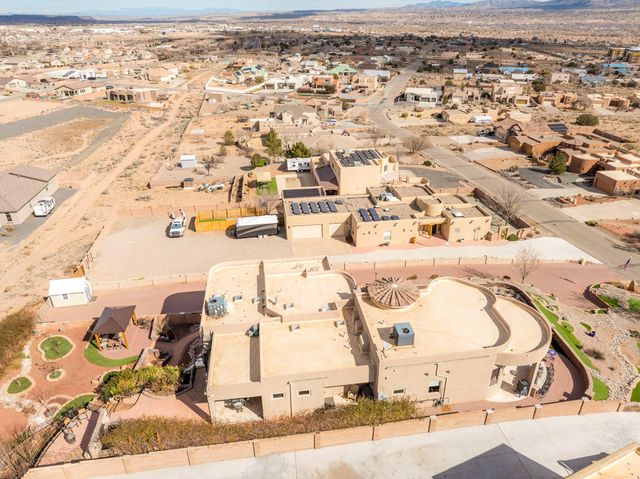 6813 Nagoya Road NE, Rio Rancho, NM 87144