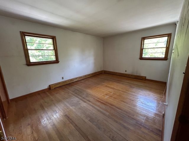 71 Walnut Ave, Franklin Twp., NJ 08873