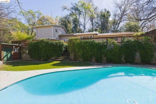 18389 Woodham Carne, Sonora, CA 95370