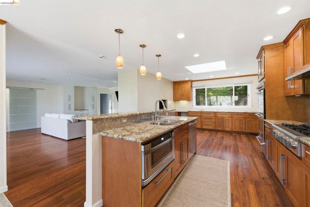 18389 Woodham Carne, Sonora, CA 95370