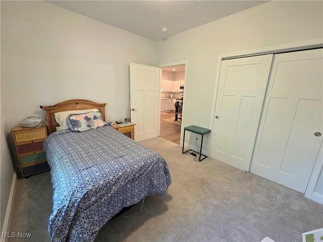 654 Treadway Boulevard, Sheffield Lake, OH 44054