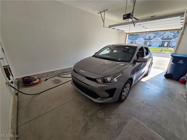 654 Treadway Boulevard, Sheffield Lake, OH 44054