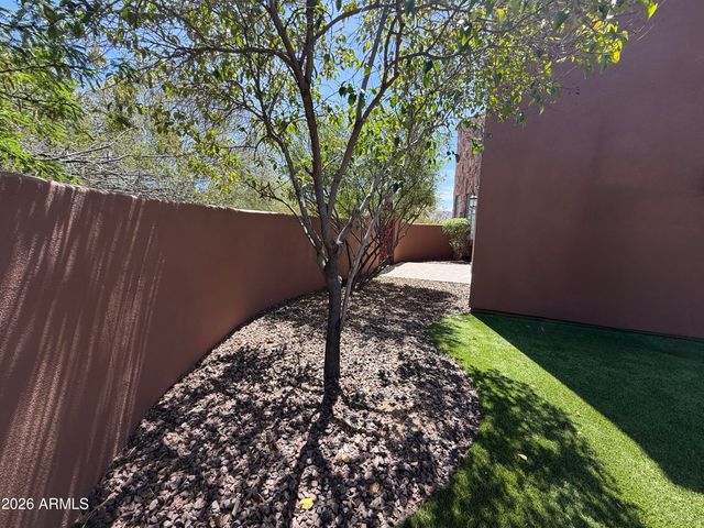 11374 E DALE Lane, Scottsdale, AZ 85262