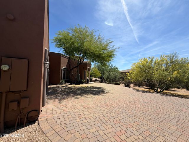 11374 E DALE Lane, Scottsdale, AZ 85262