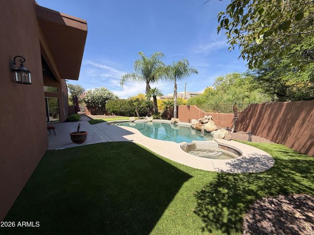 11374 E DALE Lane, Scottsdale, AZ 85262