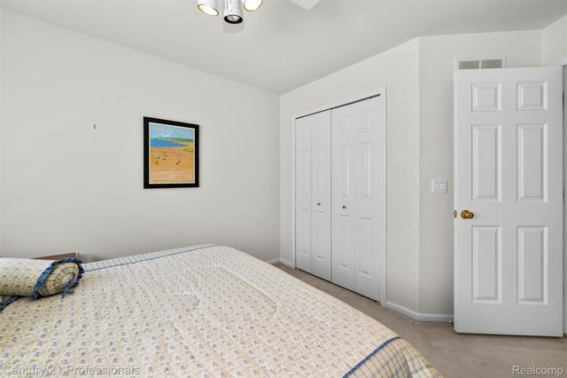 3251 Long Meadow Court, West Bloomfield Charter Township, MI 48324