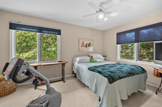 3251 Long Meadow Court, West Bloomfield Charter Township, MI 48324
