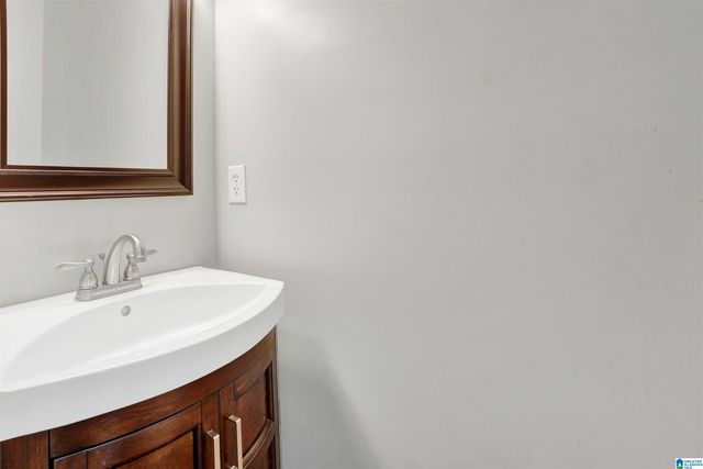 150 CHESTNUT DRIVE, Alabaster, AL 35007