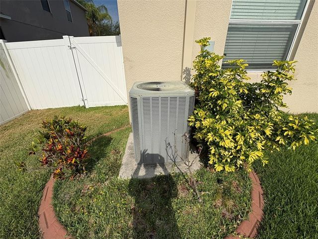 10766 STANDING STONE DRIVE, Wimauma, FL 33598