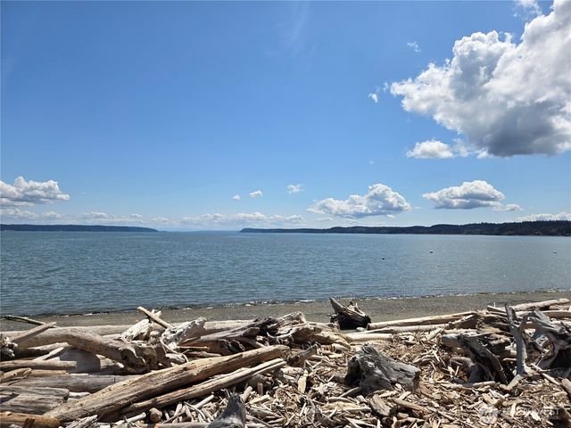 200 Driftwood Shores Road, Camano Island, WA 98282