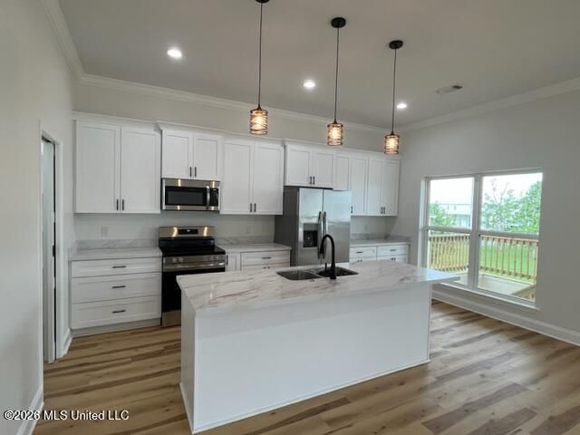 11007 New York Street, Bay Saint Louis, MS 39520