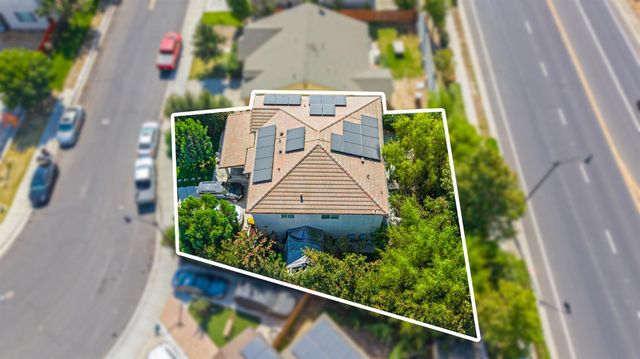 13715 Bloom Way, Lathrop, CA 95330