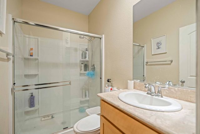 13715 Bloom Way, Lathrop, CA 95330